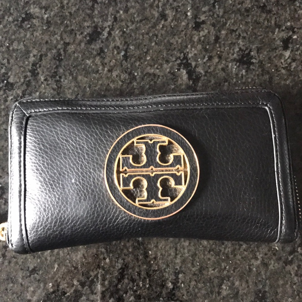 Tory Burch Amanda continental wallet